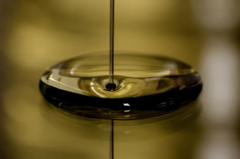 Lubricants — industrial oil